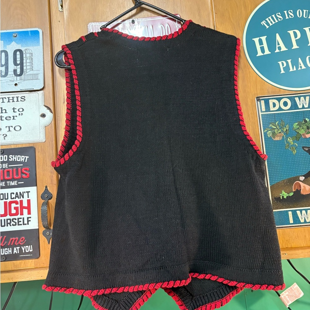Victoria Jones Woman Black Cardigan with Festive Accents - Picture 8 of 9
